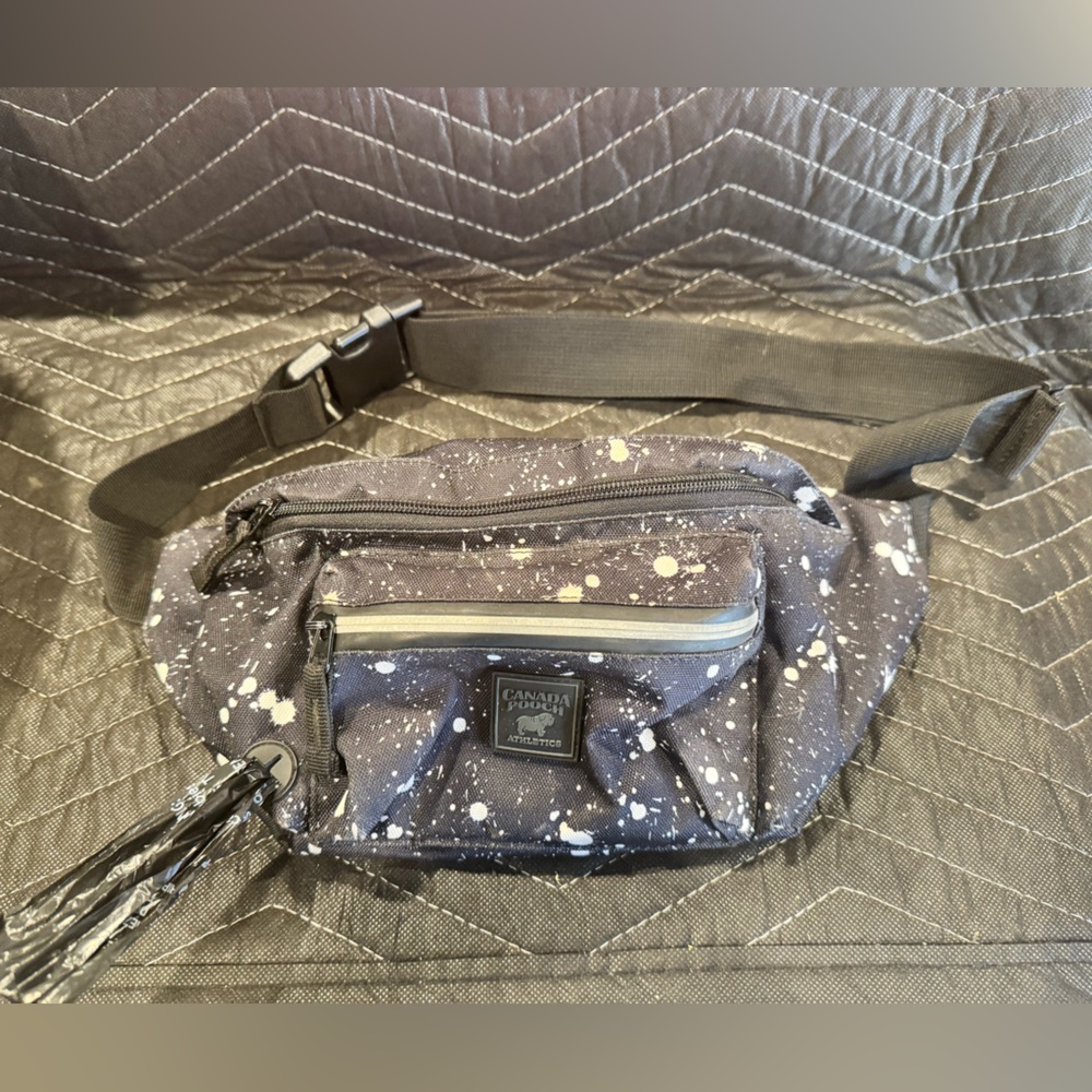 Canada Pooch Speckled Black and White Belt Bag